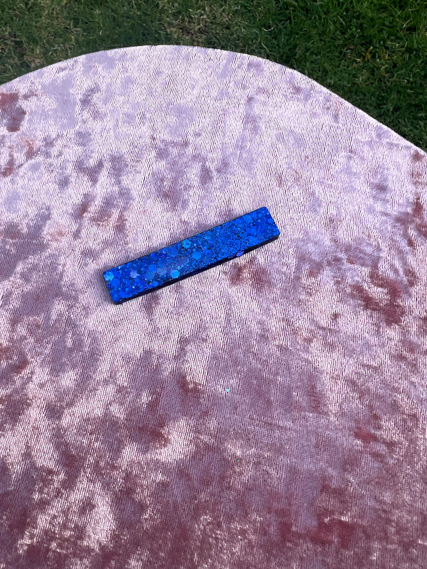 Bountiful Blue Hair Clip