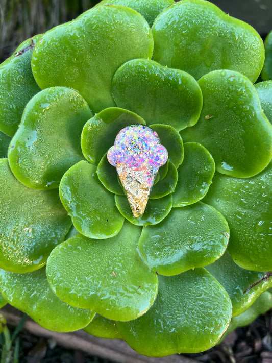 Croc Charm - Gold Leaf Cone w/ Light Pink Glitter